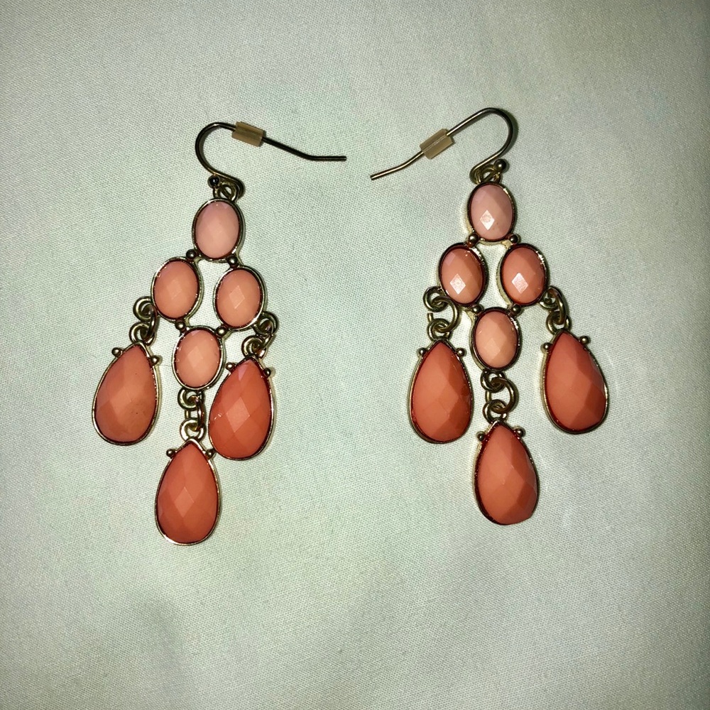 Super cute coral teardrop earnings
